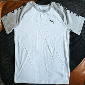 Puma White/Gray Colorblock Short Sleeve Tee (Size XL)